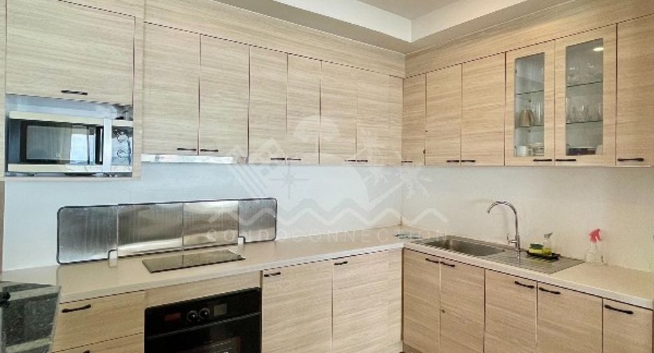 For sale 3 bedrooms condo in North Pattaya, Pattaya