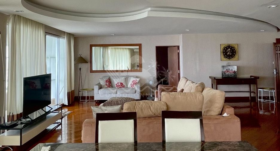 For sale 3 bedrooms condo in North Pattaya, Pattaya