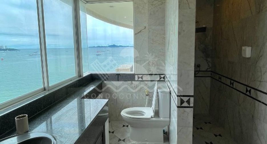 For sale 3 bedrooms condo in North Pattaya, Pattaya
