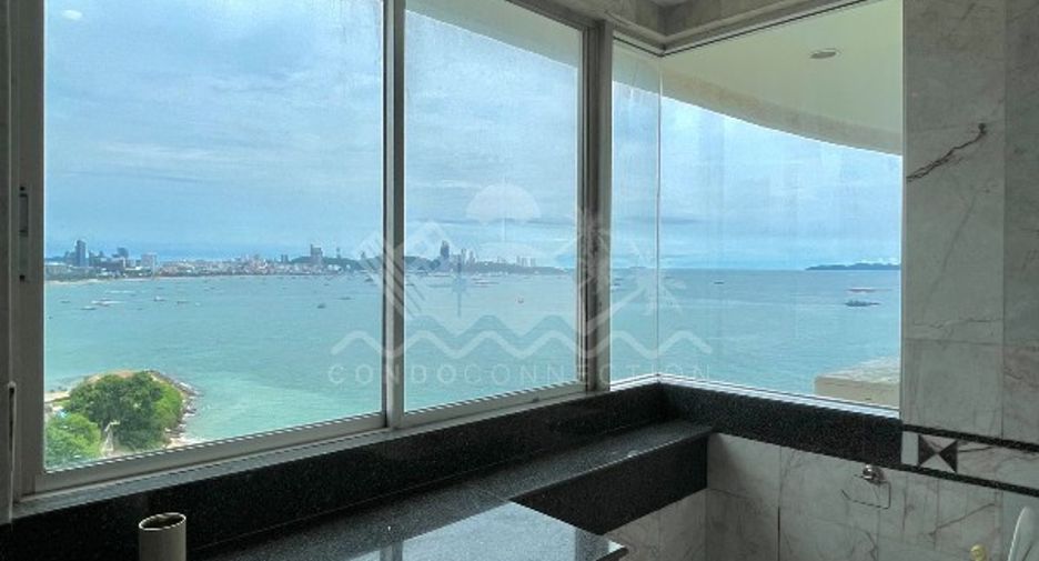 For sale 3 bedrooms condo in North Pattaya, Pattaya
