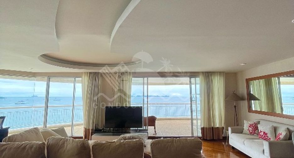 For sale 3 bedrooms condo in North Pattaya, Pattaya