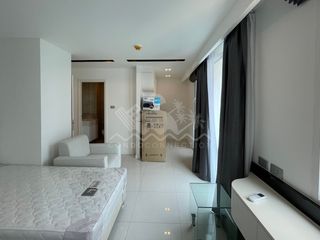 Wohnung zum Kauf mit Studio in Bang Lamung, Chonburi