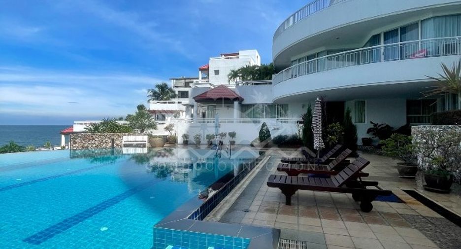 For sale 3 bedrooms house in North Pattaya, Pattaya