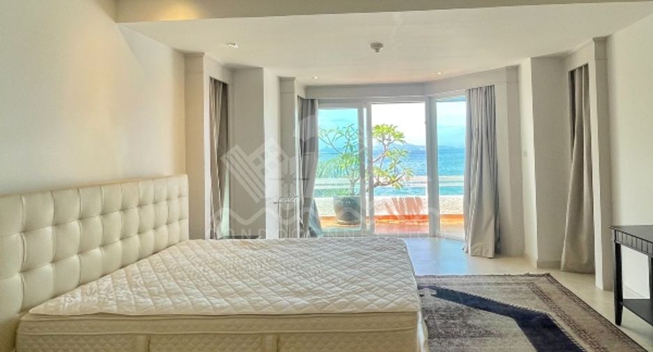 For sale 3 bedrooms house in North Pattaya, Pattaya