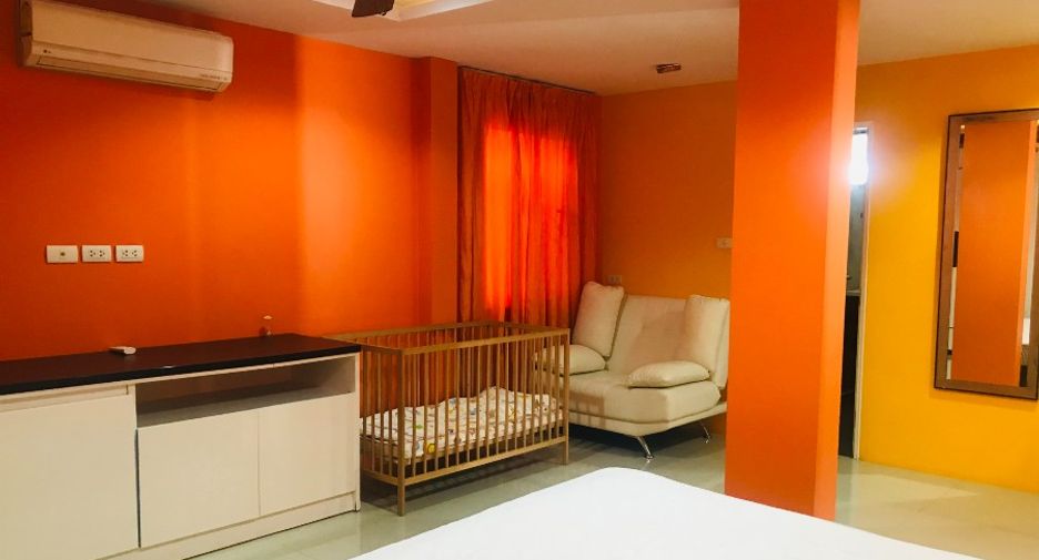 For sale 3 ベッドルーム house in Pratumnak, Pattaya