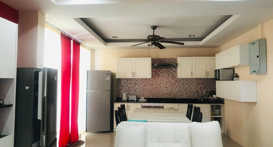 For sale 3 ベッドルーム house in Pratumnak, Pattaya