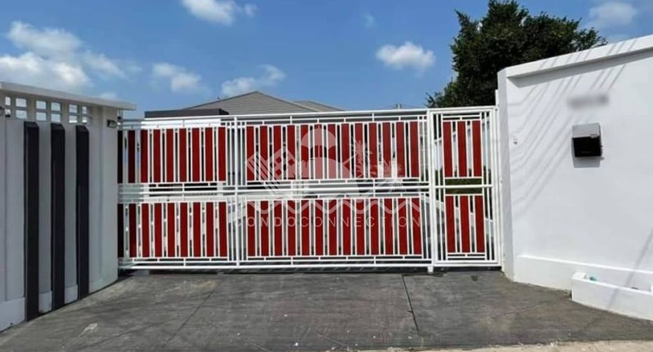 À vendre 3 chambres maison à Huay Yai, Pattaya