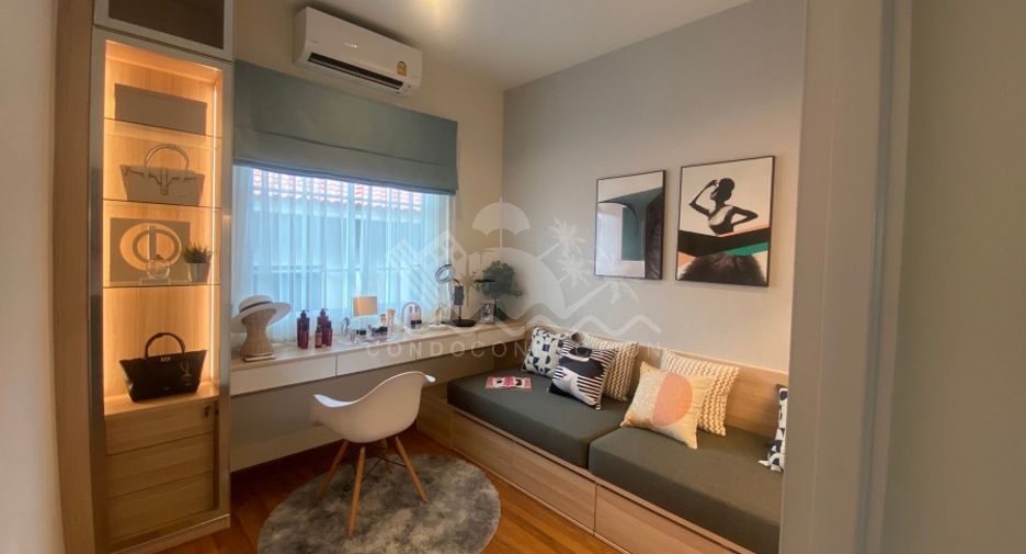 À vendre 4 chambres maison à Huay Yai, Pattaya