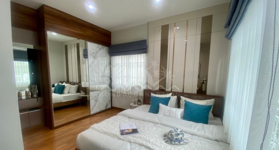 À vendre 4 chambres maison à Huay Yai, Pattaya