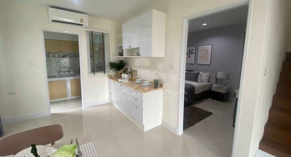 À vendre 4 chambres maison à Huay Yai, Pattaya
