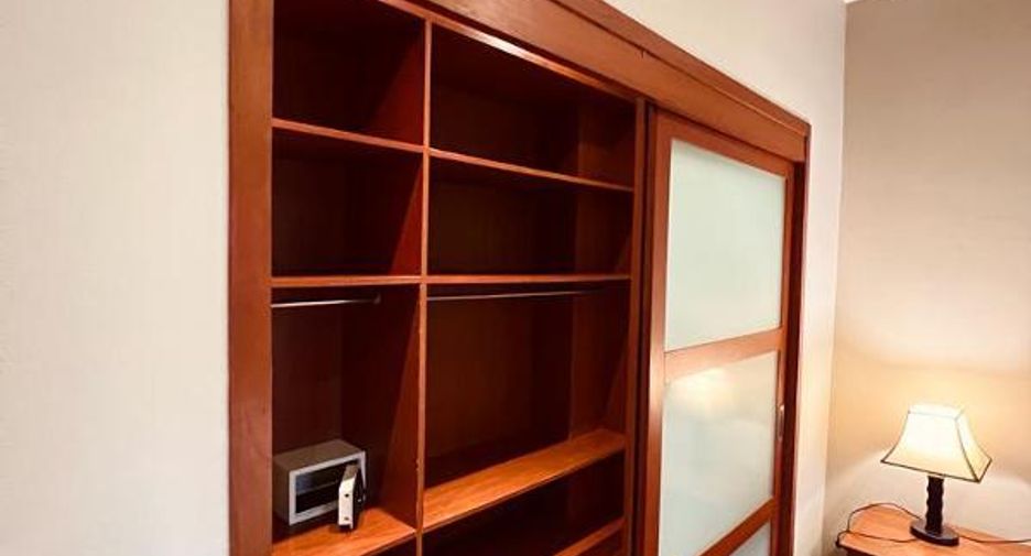 For sale 3 bedrooms condo in Pratumnak, Pattaya