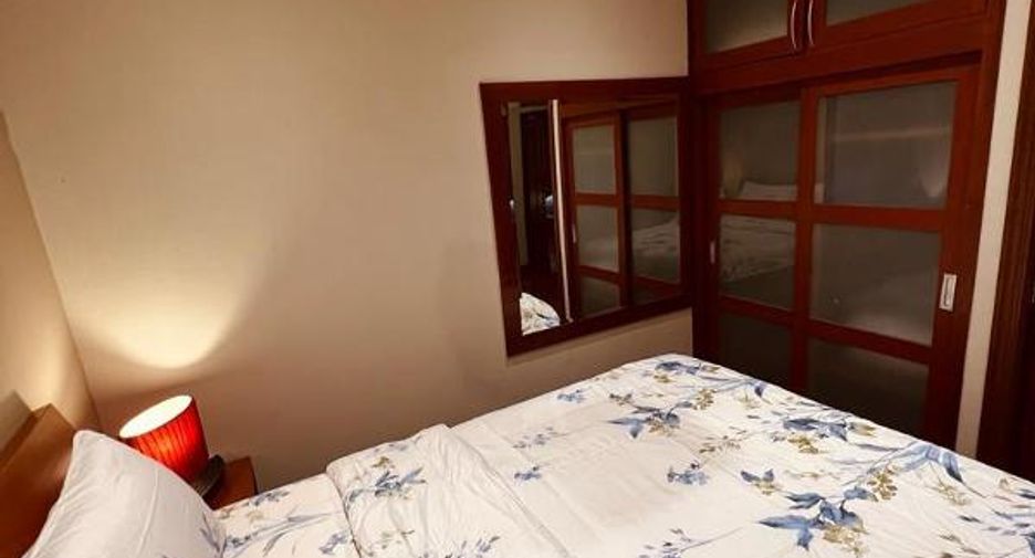 For sale 3 bedrooms condo in Pratumnak, Pattaya