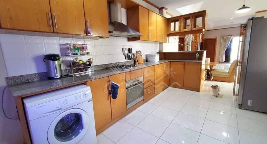 For sale 3 ベッドルーム house in East Pattaya, Pattaya