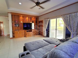 Haus zum Kauf mit 3 Zimmer in Bang Lamung, Chonburi
