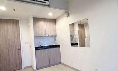 For sale 1 bed condo in Pratumnak, Pattaya