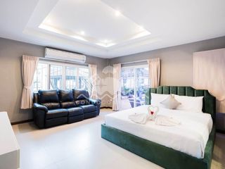 Haus zum Kauf mit 6 Zimmer in Bang Lamung, Chonburi