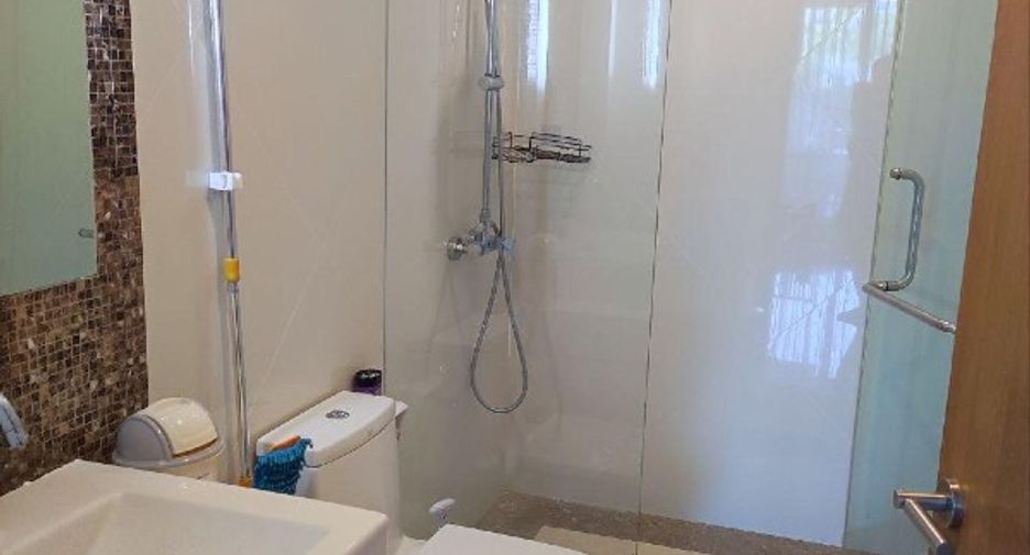 For sale 2 bedrooms condo in North Pattaya, Pattaya