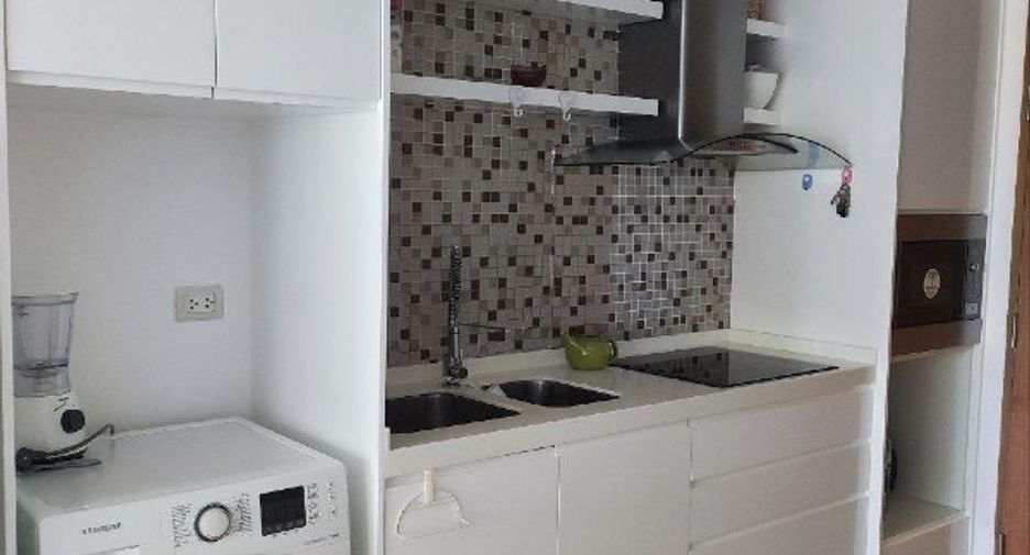 For sale 2 bedrooms condo in North Pattaya, Pattaya