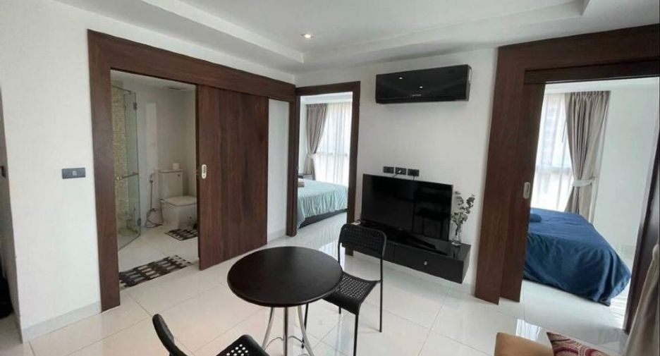 For sale 2 bedrooms condo in North Pattaya, Pattaya