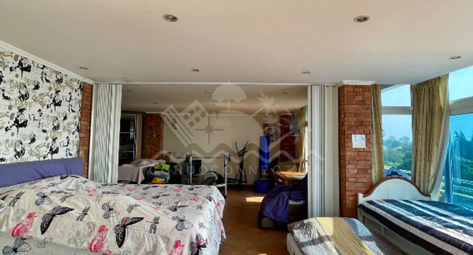 For sale 2 bedrooms condo in Pratumnak, Pattaya