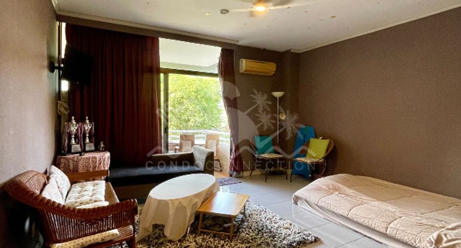 For sale studio condo in Pratumnak, Pattaya