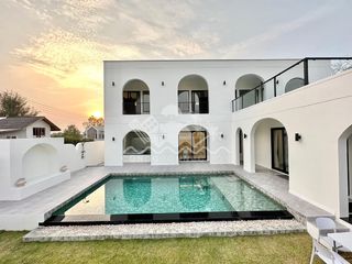 For sale 4 bedrooms house in Bang Lamung, Chonburi