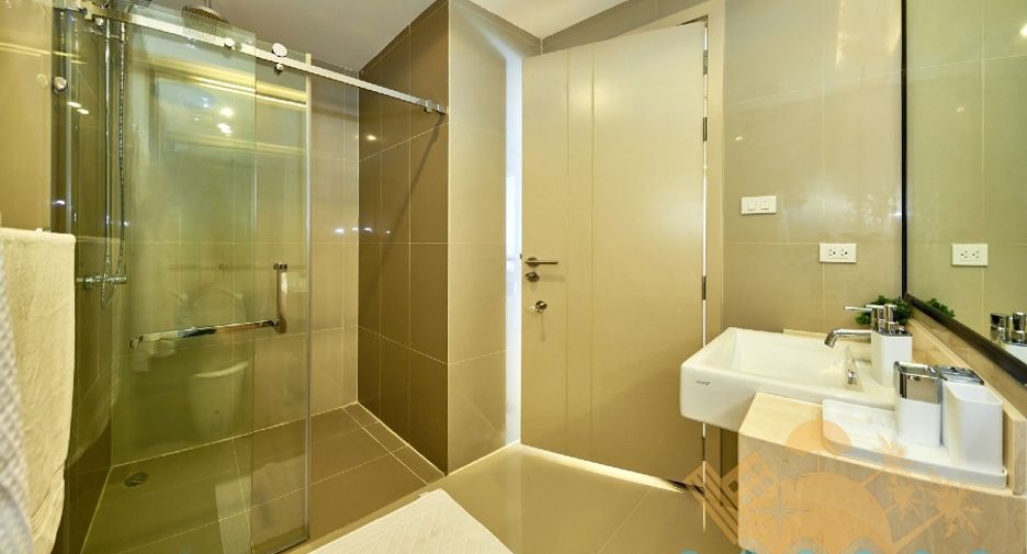 For sale 2 bedrooms condo in Central Pattaya, Pattaya