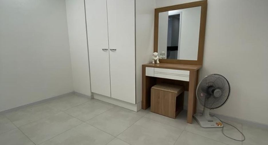 For sale 1 bed condo in Pratumnak, Pattaya