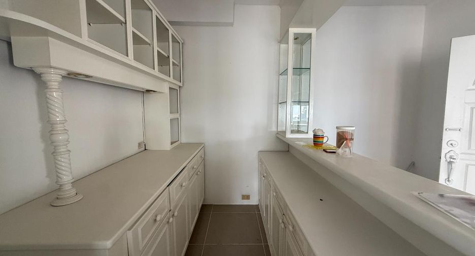 For sale 2 bedrooms condo in Sattahip, Chonburi