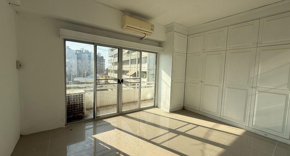 For sale 2 bedrooms condo in Sattahip, Chonburi