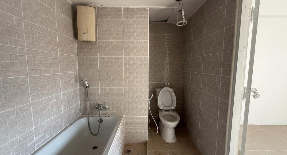 For sale 2 bedrooms condo in Sattahip, Chonburi