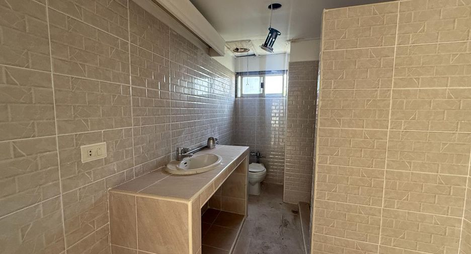 For sale 2 bedrooms condo in Sattahip, Chonburi
