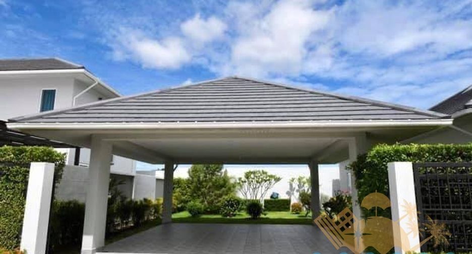 For sale 4 bedrooms house in South Pattaya, Pattaya