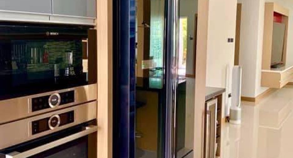 For sale 4 bedrooms house in South Pattaya, Pattaya