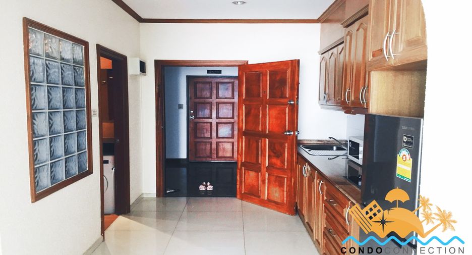For sale studio condo in Pratumnak, Pattaya