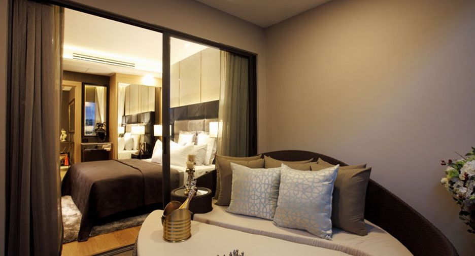 For sale studio condo in Pratumnak, Pattaya