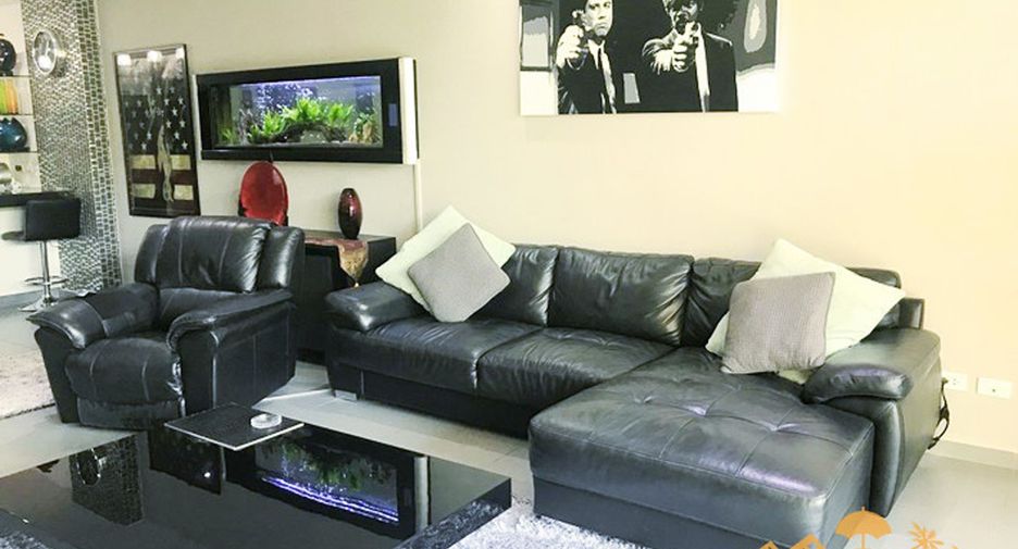 For sale 2 bedrooms condo in Pratumnak, Pattaya