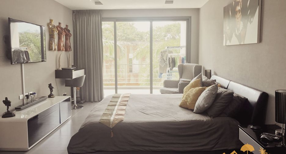 For sale 2 bedrooms condo in Pratumnak, Pattaya