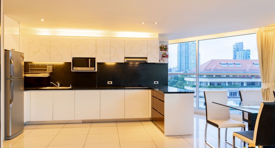 For sale 1 bed condo in Pratumnak, Pattaya
