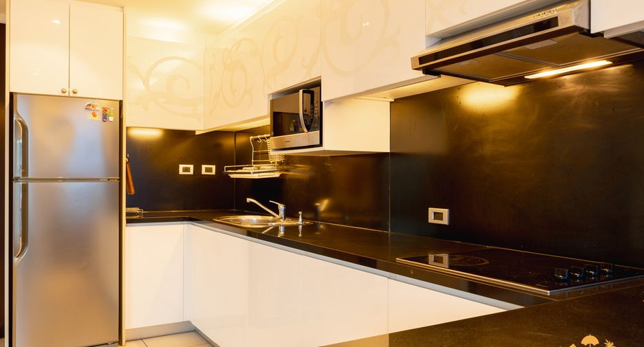 For sale 1 bed condo in Pratumnak, Pattaya