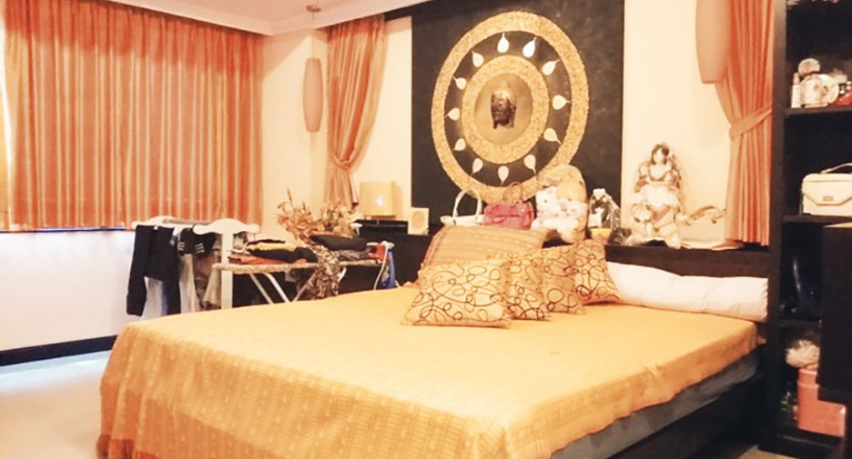For sale 2 bedrooms condo in Central Pattaya, Pattaya
