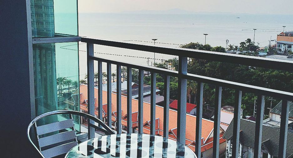 Condo en venta de 2 habitaciones 