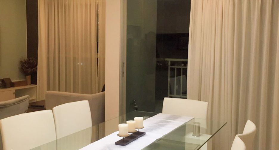 Condo en venta de 2 habitaciones 
