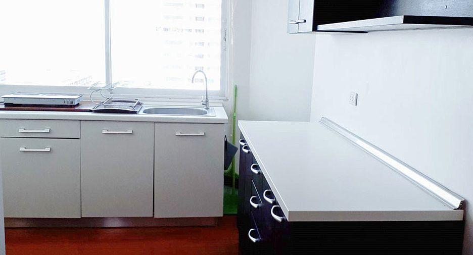For sale 1 bed condo in Pratumnak, Pattaya