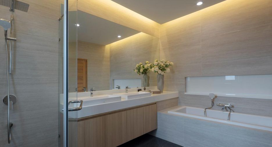 For sale 3 bedrooms house in Huay Yai, Pattaya