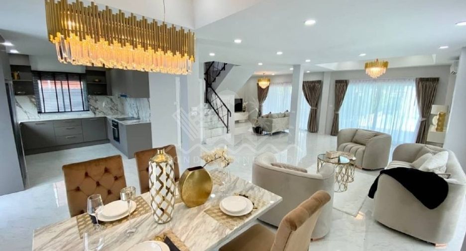 ขาย 5 ห้องนอน บ้านเดี่ยว ใน จอมเทียน, พัทยา