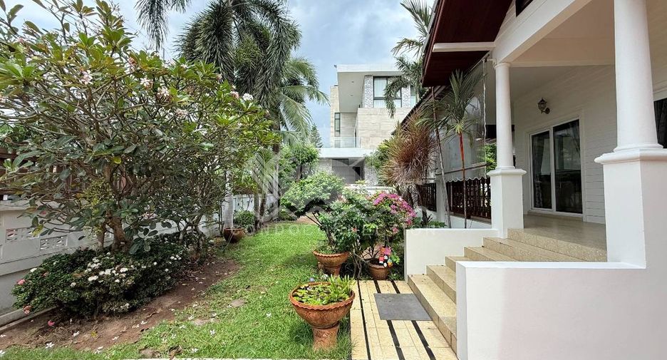 For rent 3 bedrooms house in East Pattaya, Pattaya