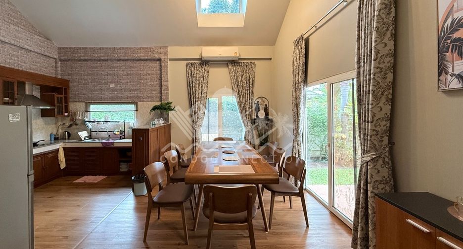 For rent 3 bedrooms house in East Pattaya, Pattaya