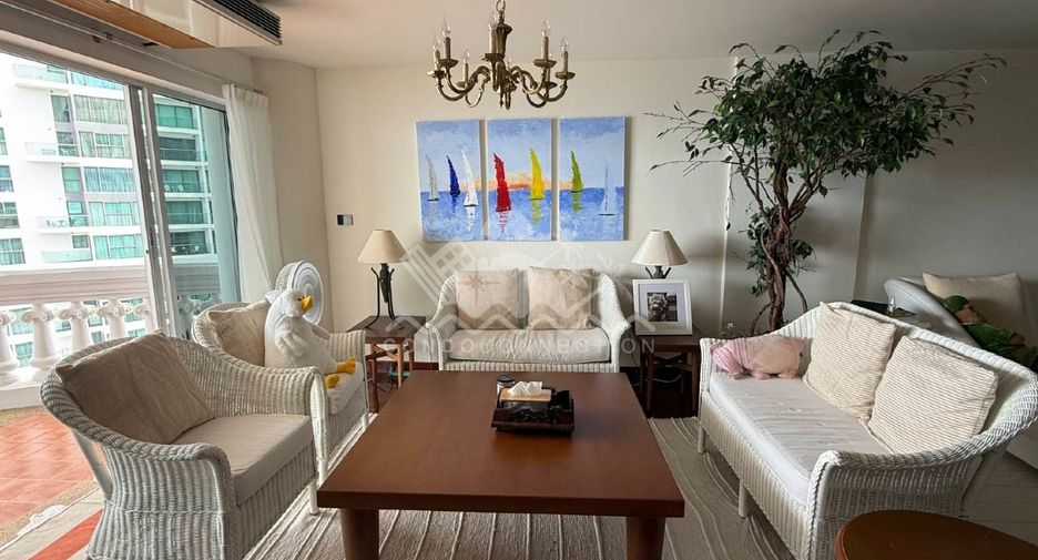 For sale 3 bedrooms condo in North Pattaya, Pattaya