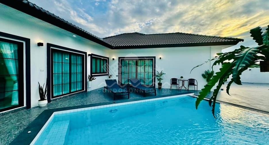 For sale 4 bedrooms house in Bang Lamung, Chonburi